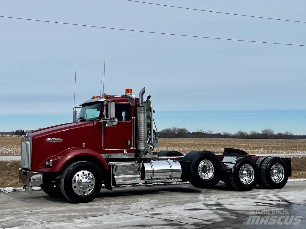Kenworth T 800 Truck Tractor Units