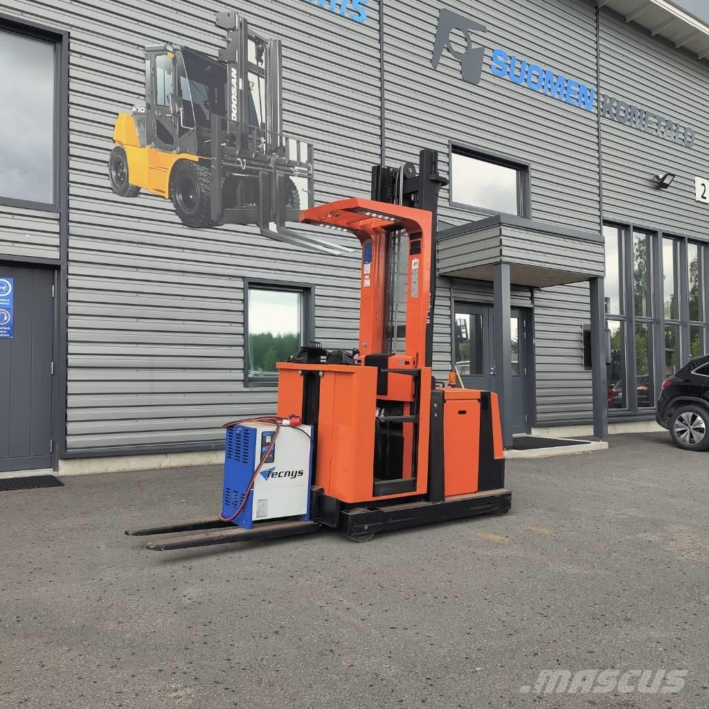 BT OME 100M High lift order picker