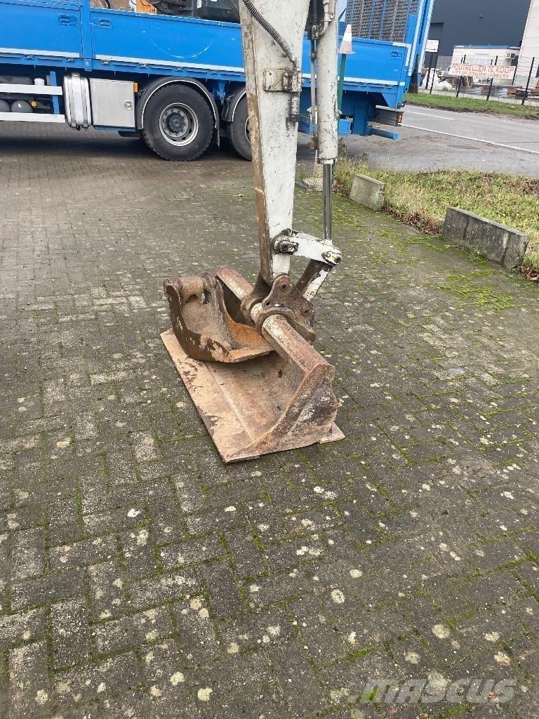 Takeuchi TB 235 Mini excavators < 7t