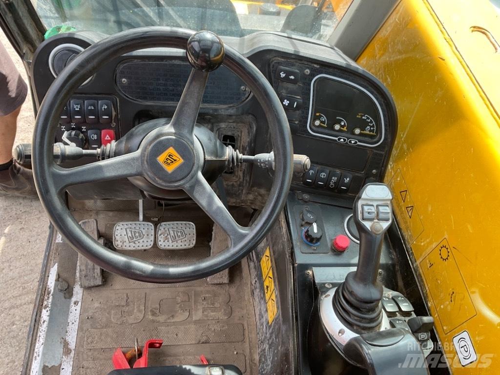 JCB 525-60 AGRI PLUS Farming telehandlers