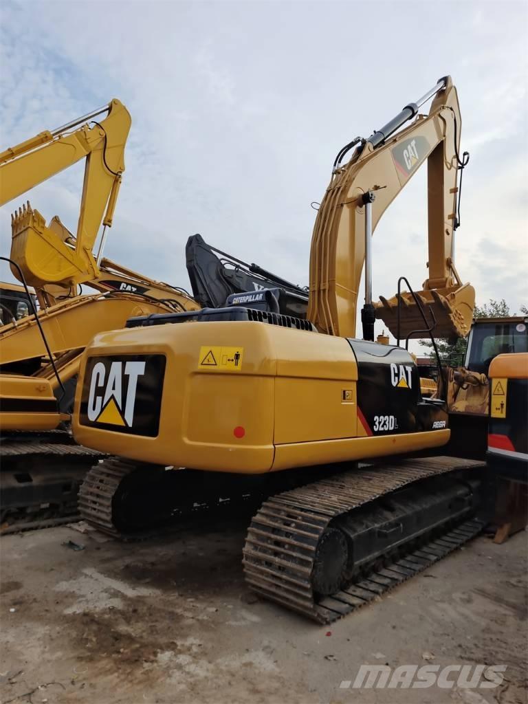CAT 323 D Crawler excavators
