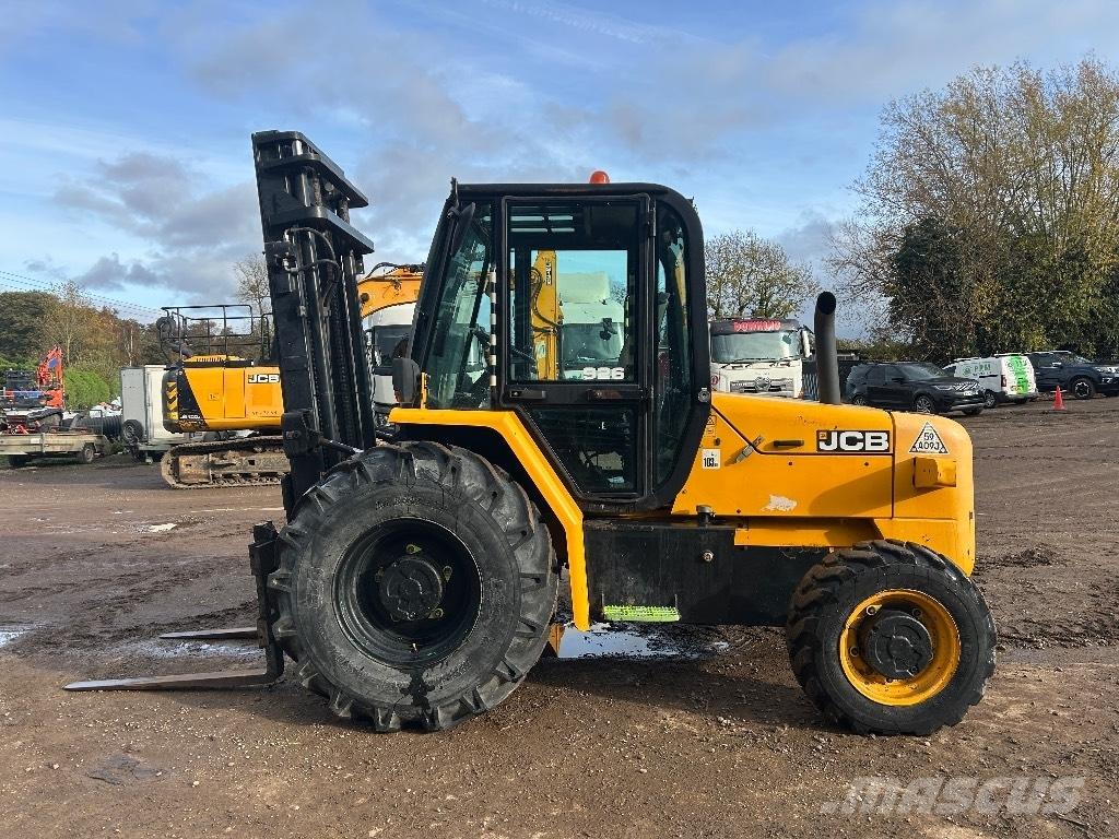 JCB 926 Rough terrain truck