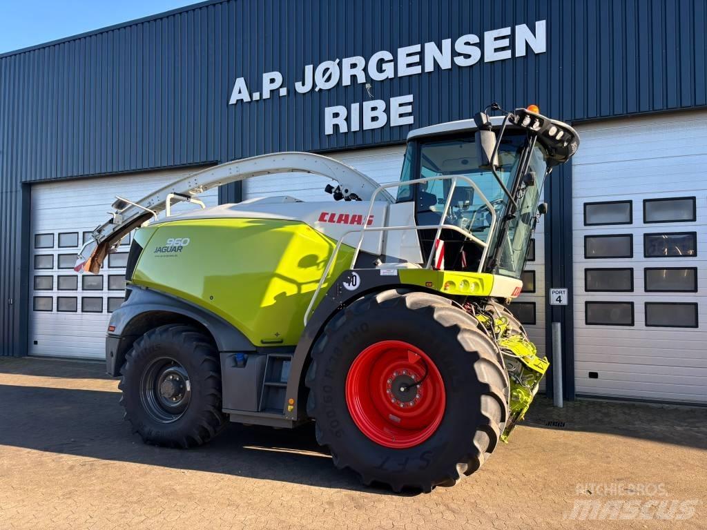 CLAAS Jaguar 960 4WD Self-propelled foragers