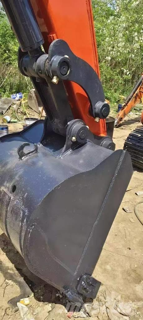 Doosan DX 60 Mini excavators < 7t