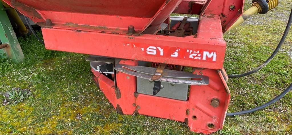 Kuhn MDS 921 Sprayer fertilizers