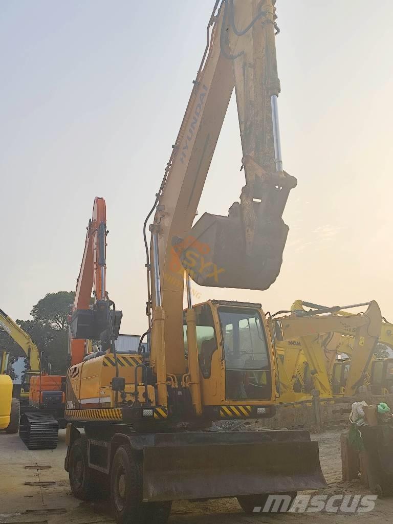 Hyundai 210W-9 Wheeled excavators