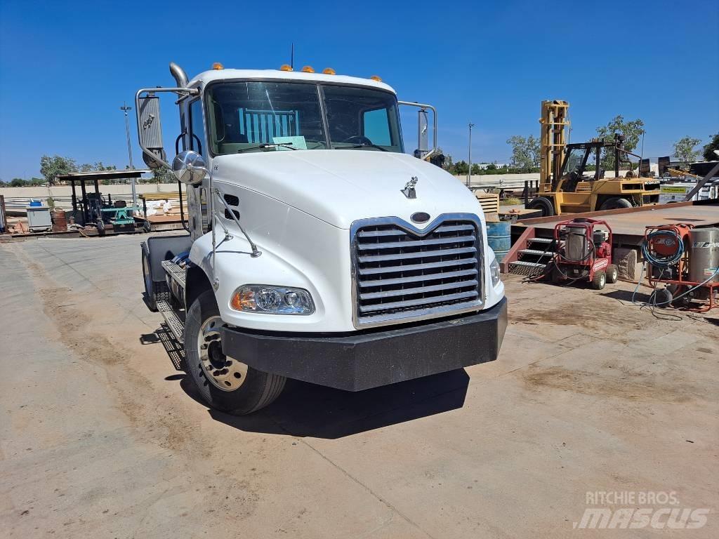 Mack CX612 Truck Tractor Units