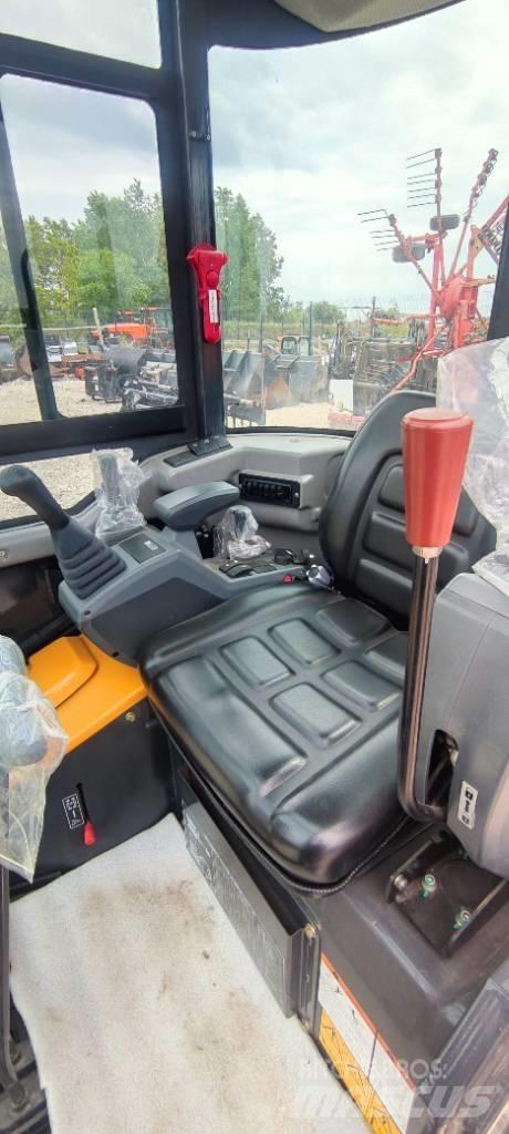 Shantui SE 17 SR Mini excavators < 7t