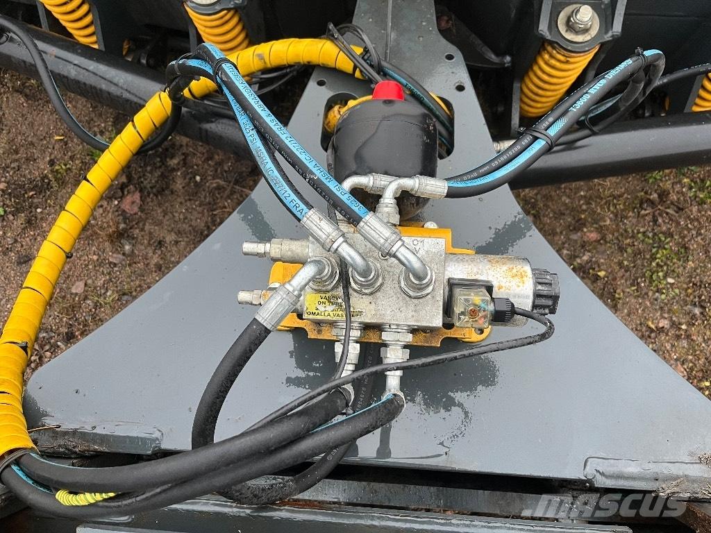 Stark 3300 relax Snow blades and plows