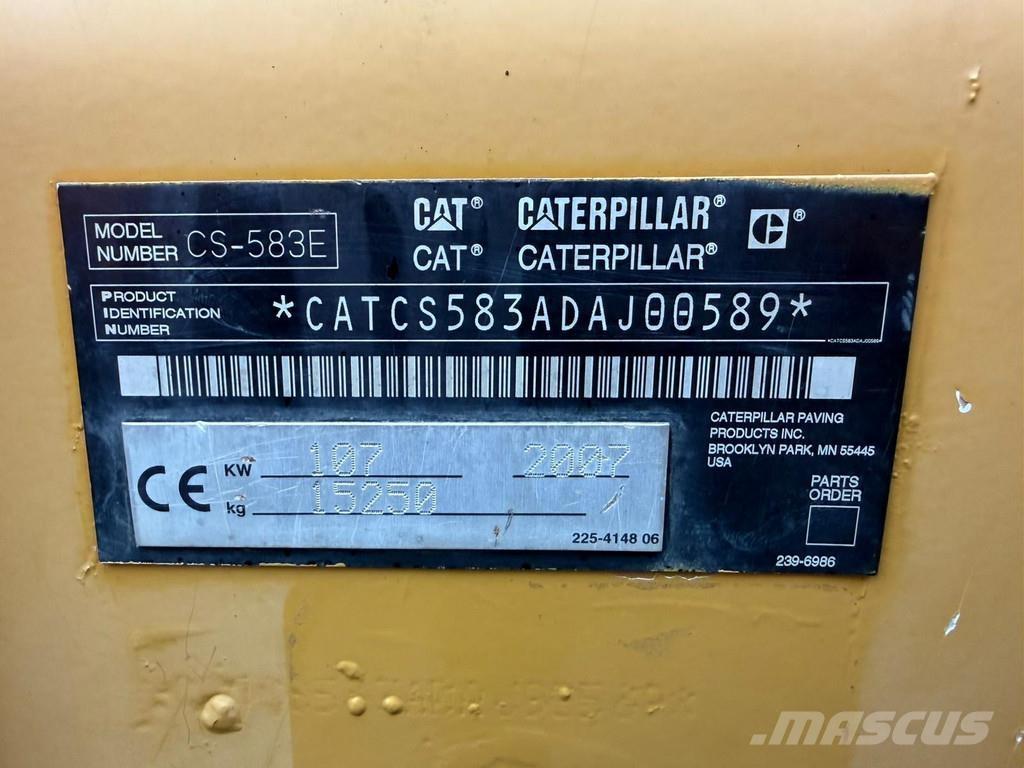 CAT CS583E Single drum rollers