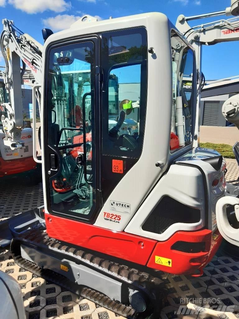 Takeuchi TB225 V3 Mini excavators < 7t