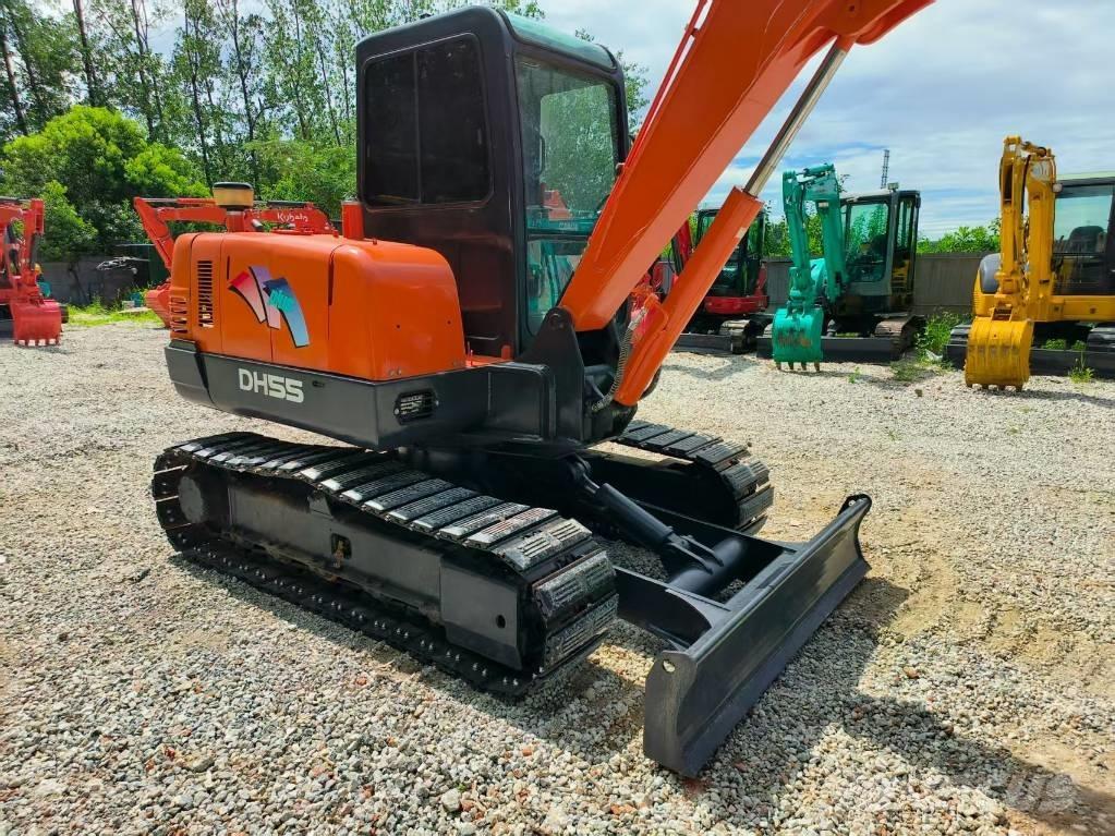 Doosan DH 55 Mini excavators < 7t