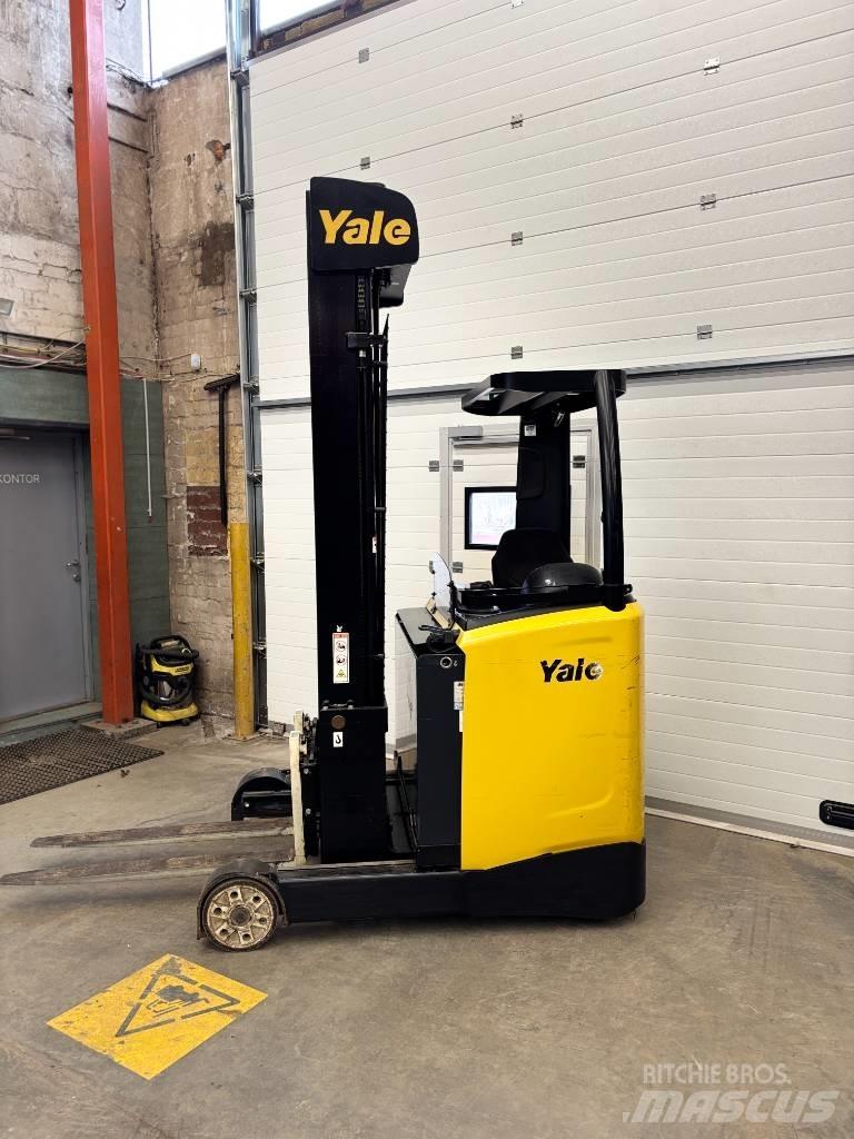 Yale MR 14 Reach truck