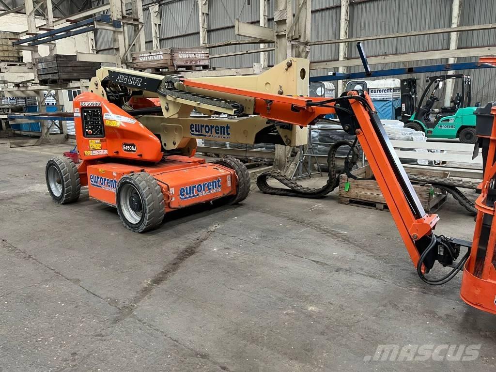 JLG E 450 AJ Articulated boom lifts