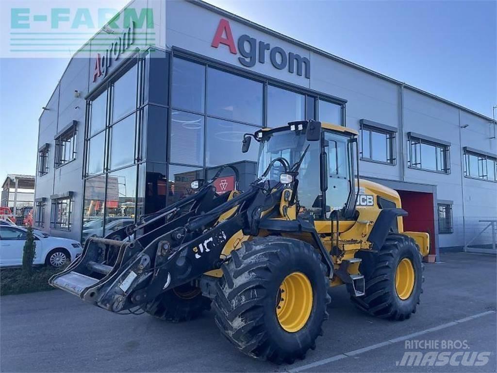 JCB 427 ht agri Mini excavators < 7t