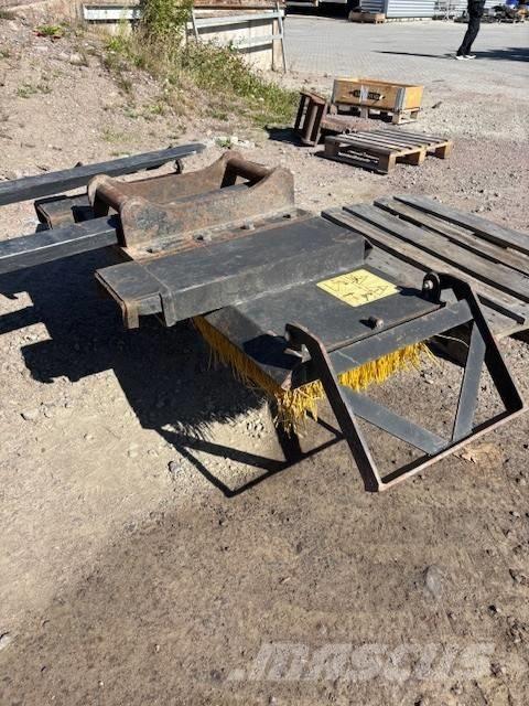  TIK Sopborste 150 Brushes