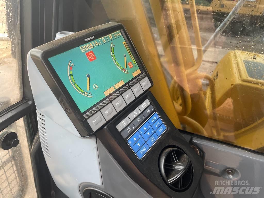 Komatsu PC 240 LC-8 Crawler excavators