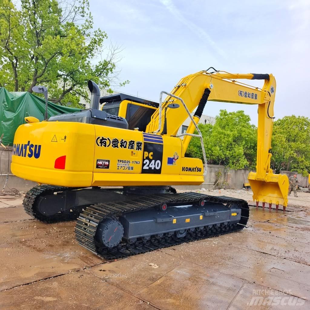 Komatsu PC 240 LC-8 Crawler excavators