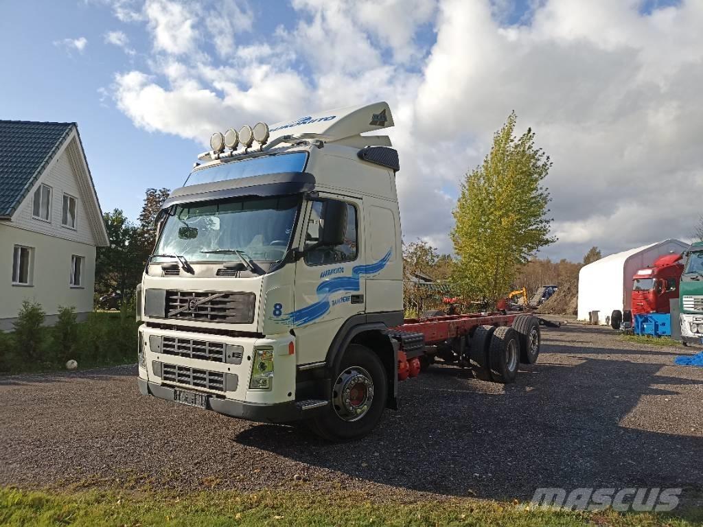 Volvo FM 440 Chassis Cab trucks