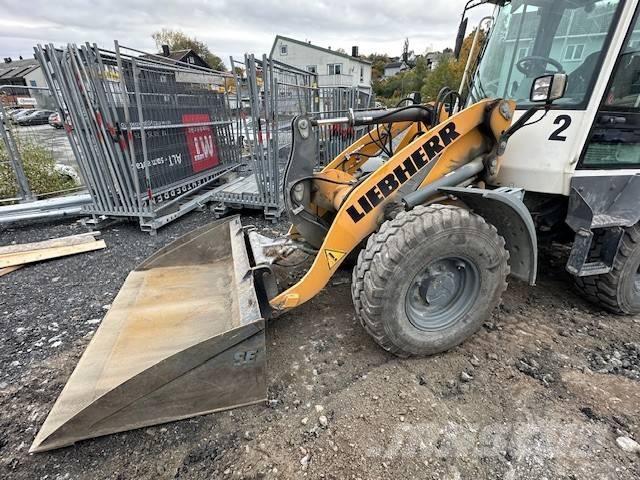 Liebherr L 507 Wheel loaders