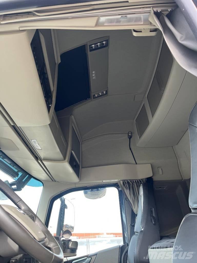 Volvo FH 500 Truck Tractor Units