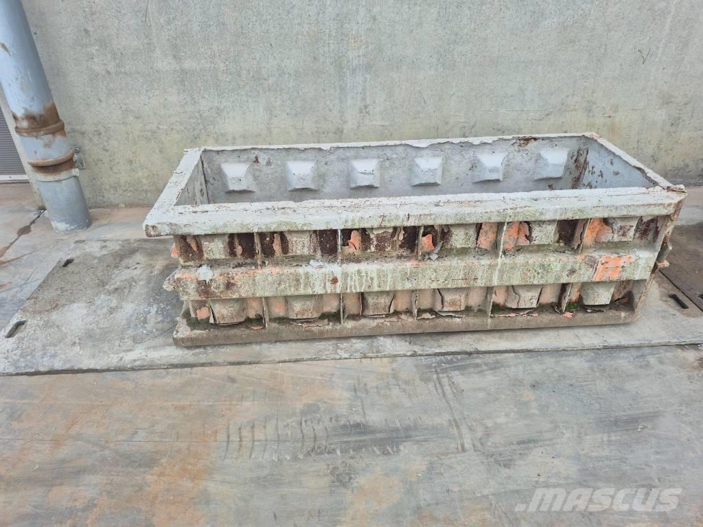  Betonblock 180x60x60 Concrete spares & accessories