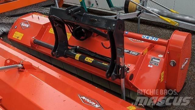 Kuhn BP280 Pasture mowers and toppers