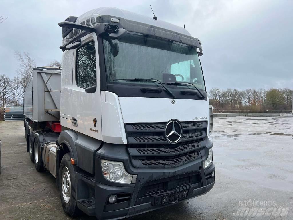 Mercedes-Benz 2548 Truck Tractor Units