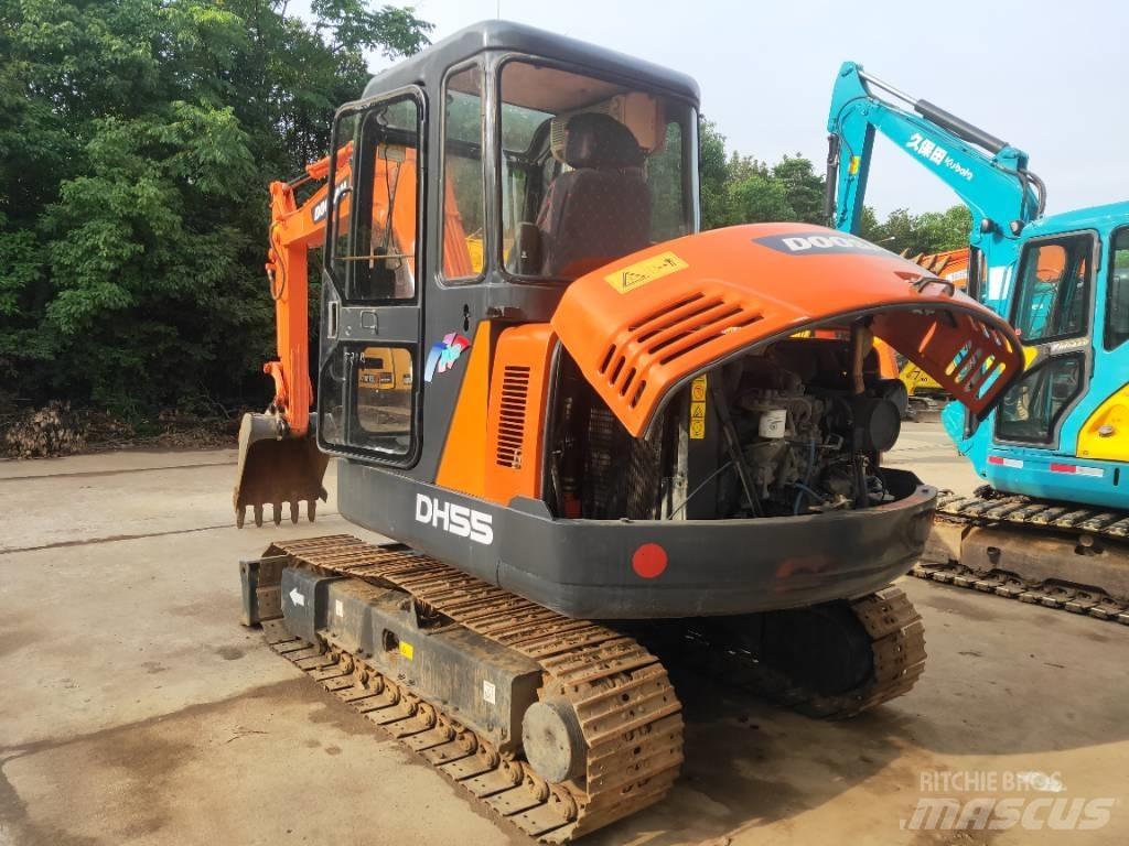 Doosan DH 55 Mini excavators < 7t
