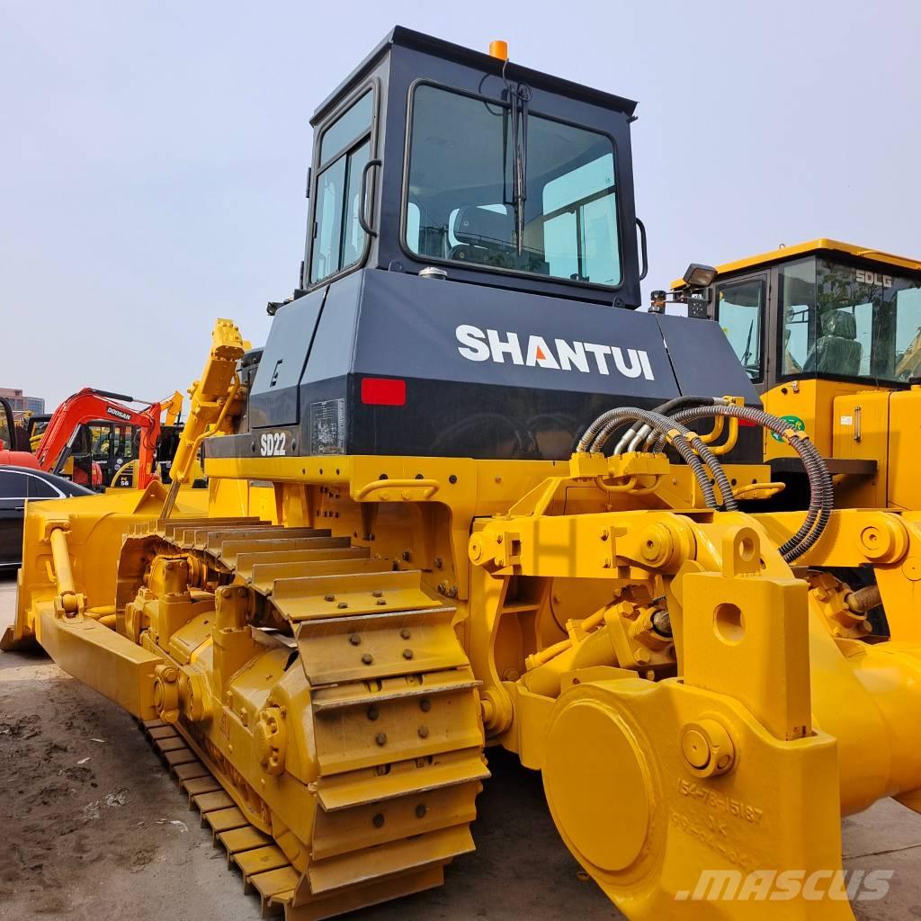 Shantui SD 32 Crawler dozers