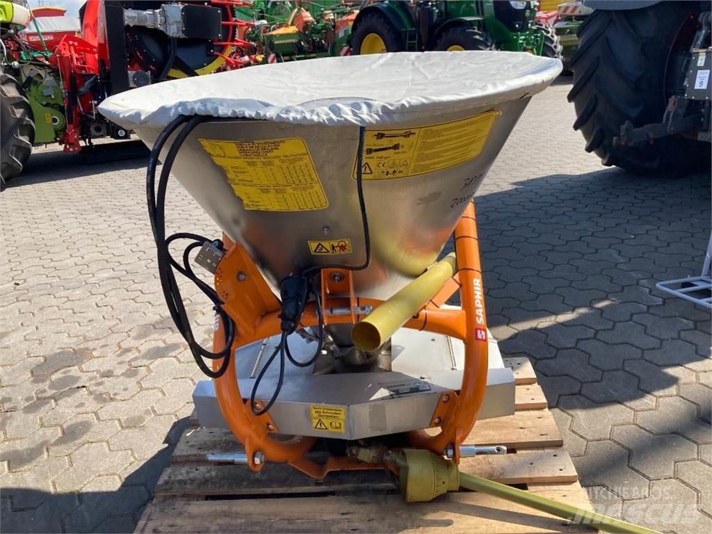 Saphir Salzstreuer Sand and salt spreaders