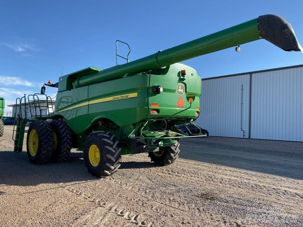 John Deere S 680 Combine harvesters