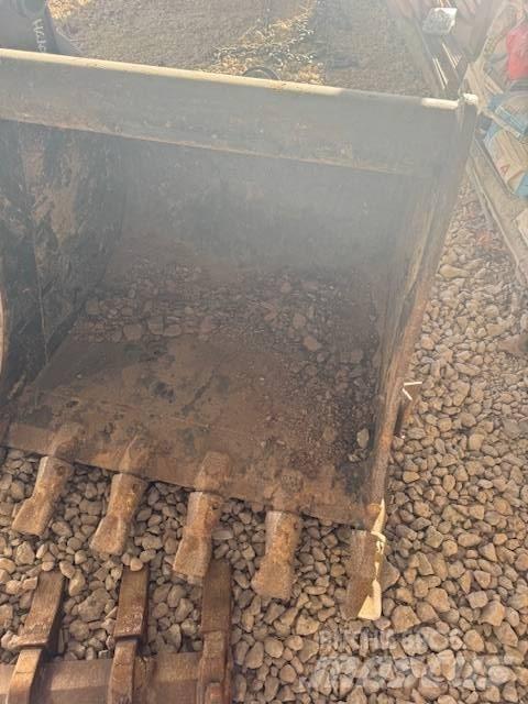 CAT Bucket Other components