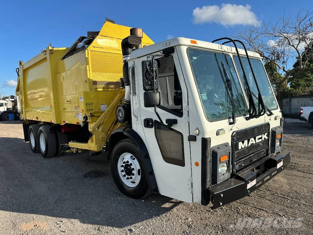 Mack LR 613 Waste trucks