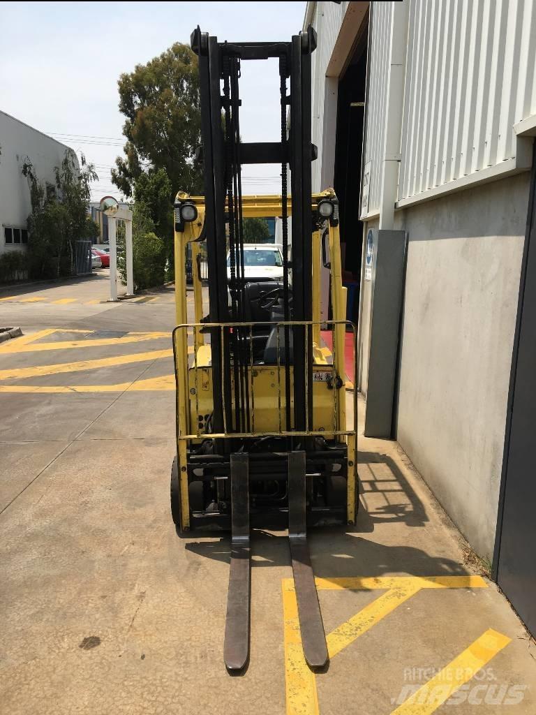 Hyster J1.8XNT Electric forklift trucks
