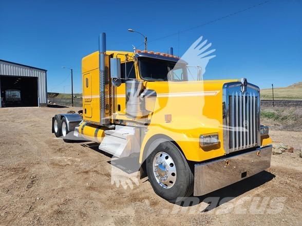 Kenworth W900 Truck Tractor Units