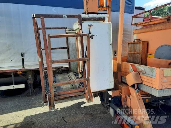 Mercedes-Benz 914 Truck mounted aerial platforms