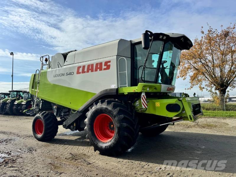 CLAAS LEXION 540 Combine harvesters
