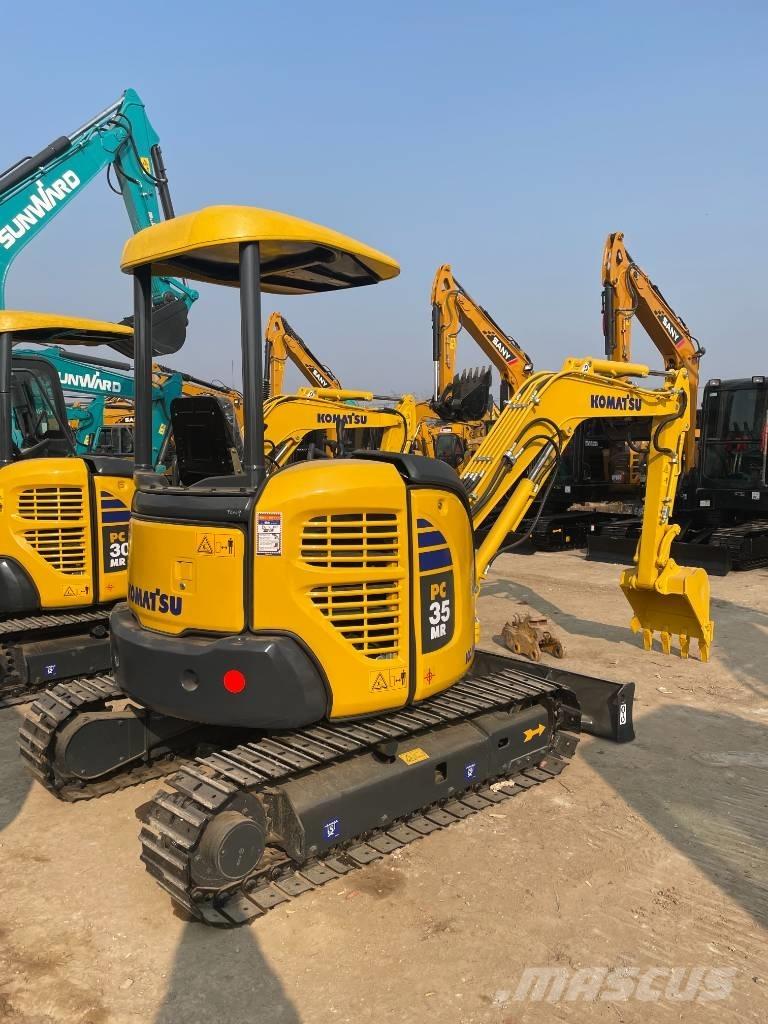 Komatsu PC35 Mini excavators < 7t