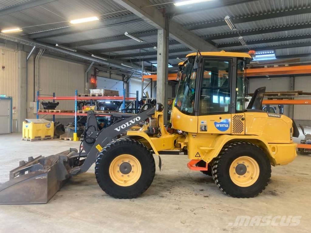 Volvo L30G/S Wheel loaders