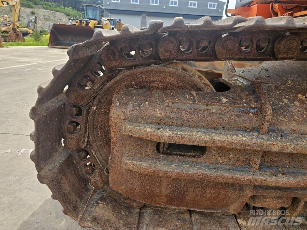Doosan DX 300 LC-3 Crawler excavators