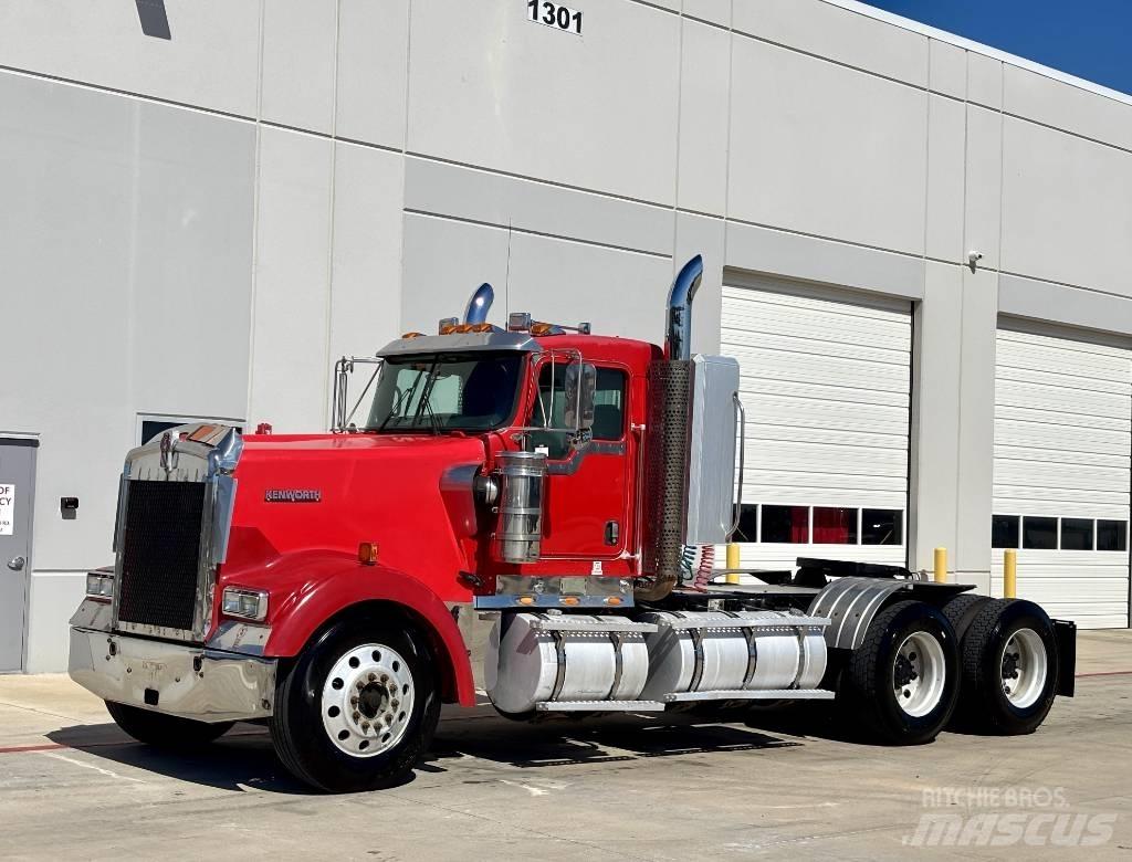 Kenworth W 900 Truck Tractor Units