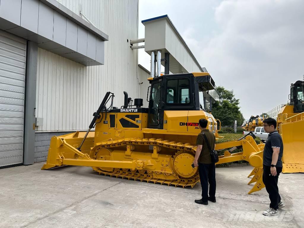 Shantui DH 17 Crawler dozers