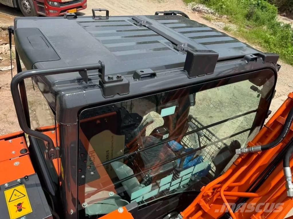 Hitachi ZX 130-6 Crawler excavators