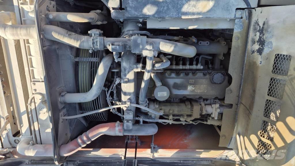 Doosan DX 210 W Wheeled excavators