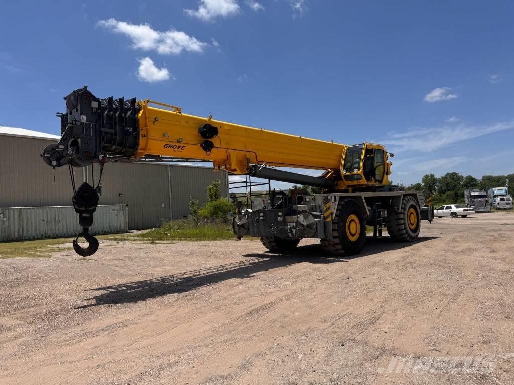 Grove RT 9130 E-2 Rough terrain cranes