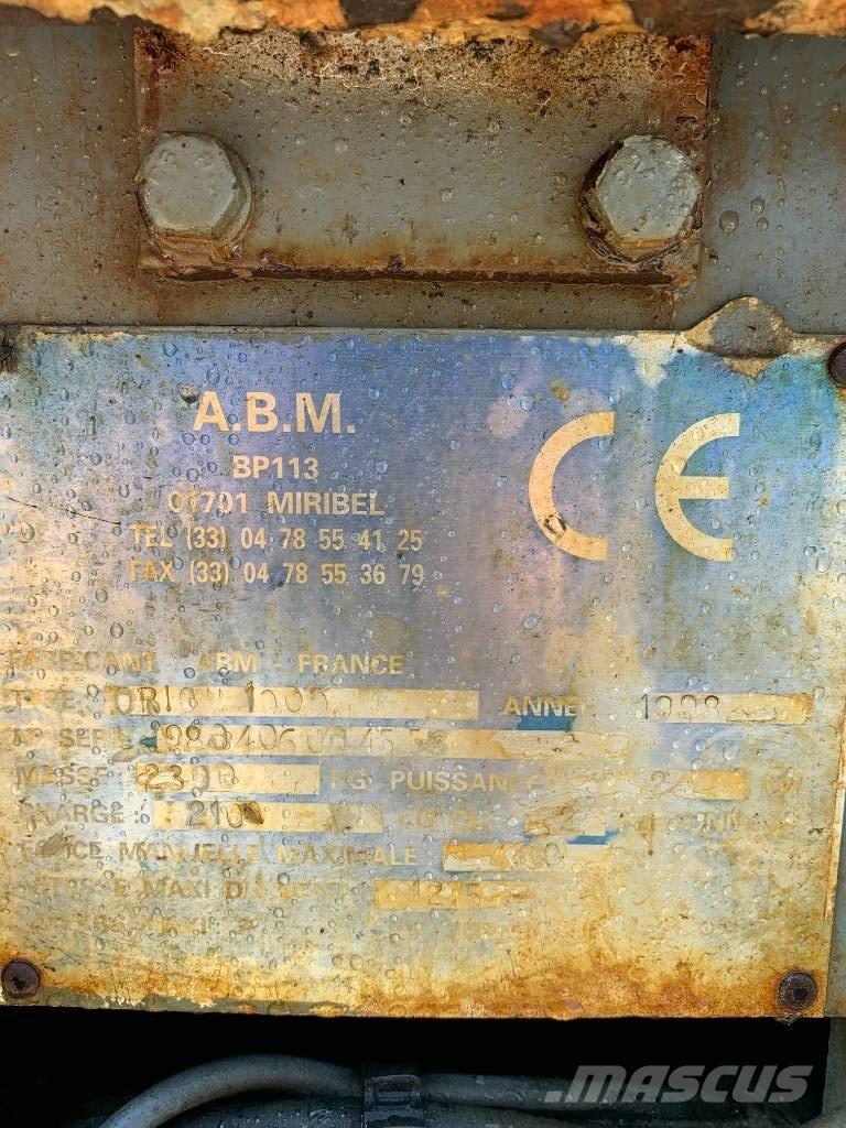 A.B.M. ORION 1000 Vertical mast lifts