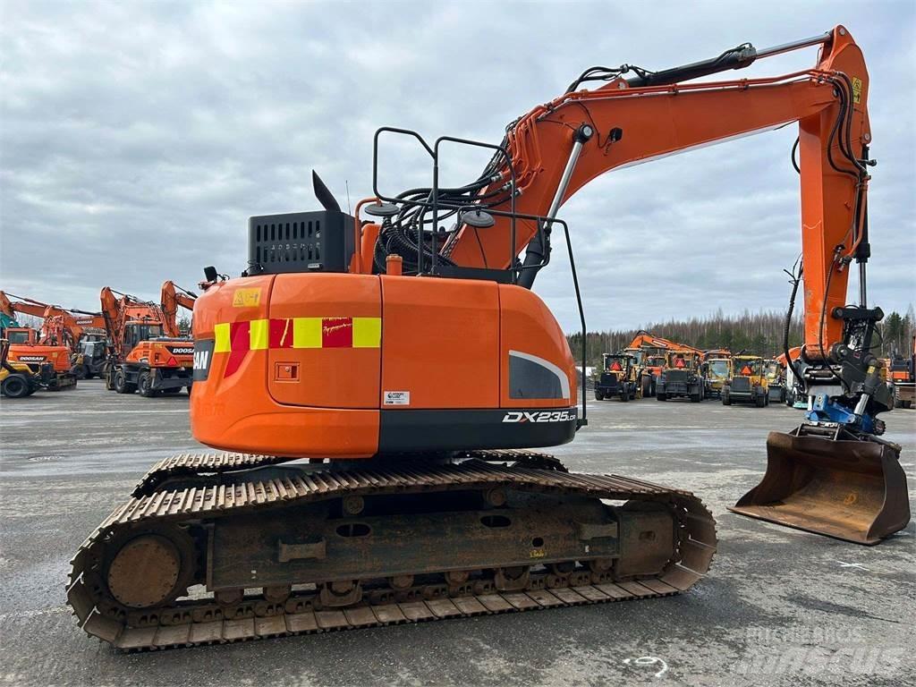 Doosan DX235LCR-5 Crawler excavators