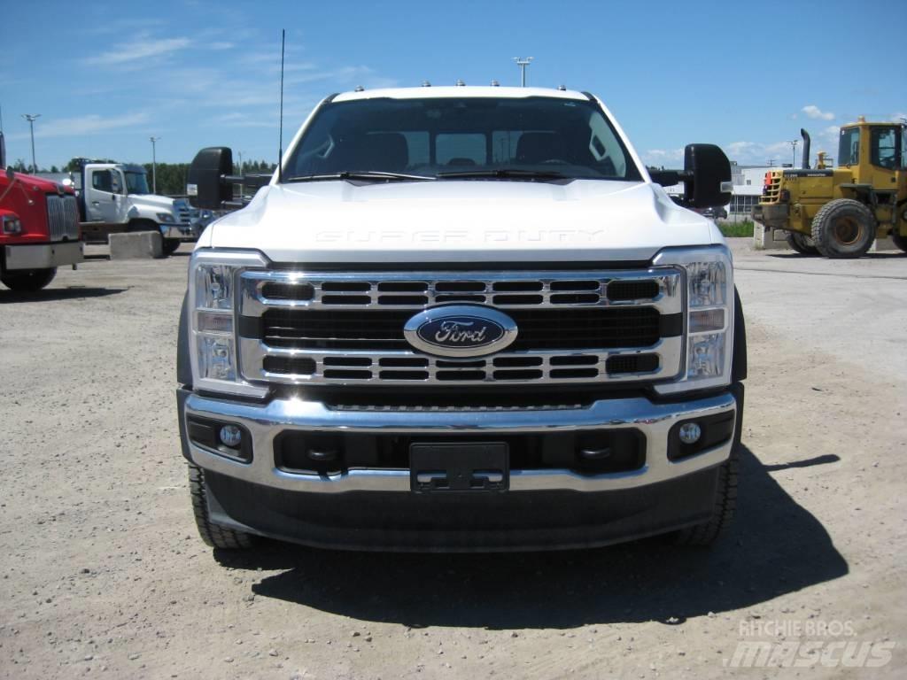 Ford F 550 Truck Tractor Units