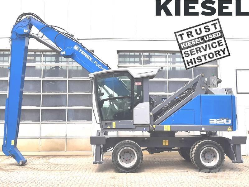 Fuchs MHL 320 F Waste / industry handlers
